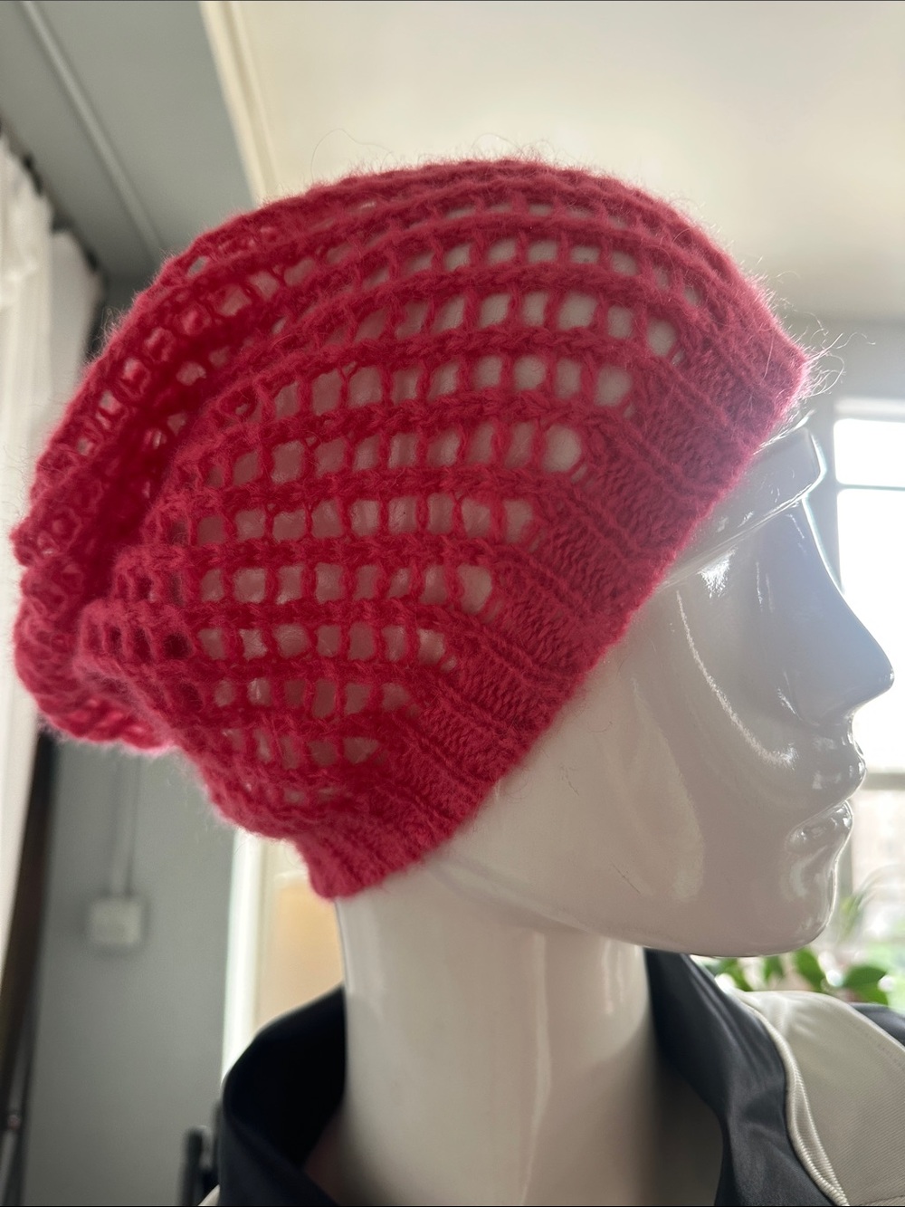 Wooden Ships Loose knit beanie hat Hibiscus color new no tag